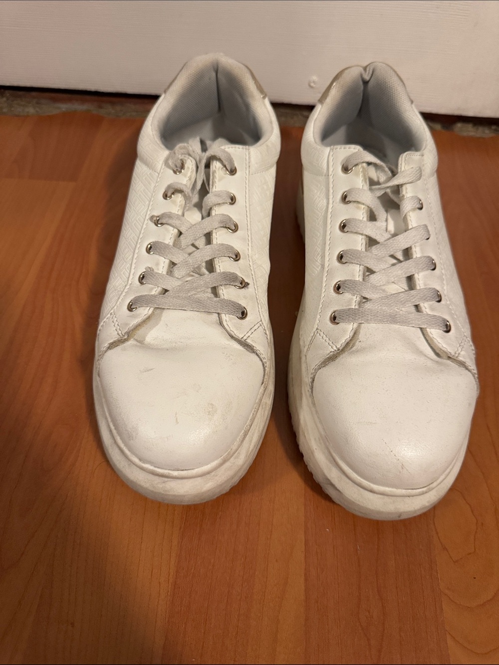 Primark White Low-Top Lace-Up Platform Sneakers